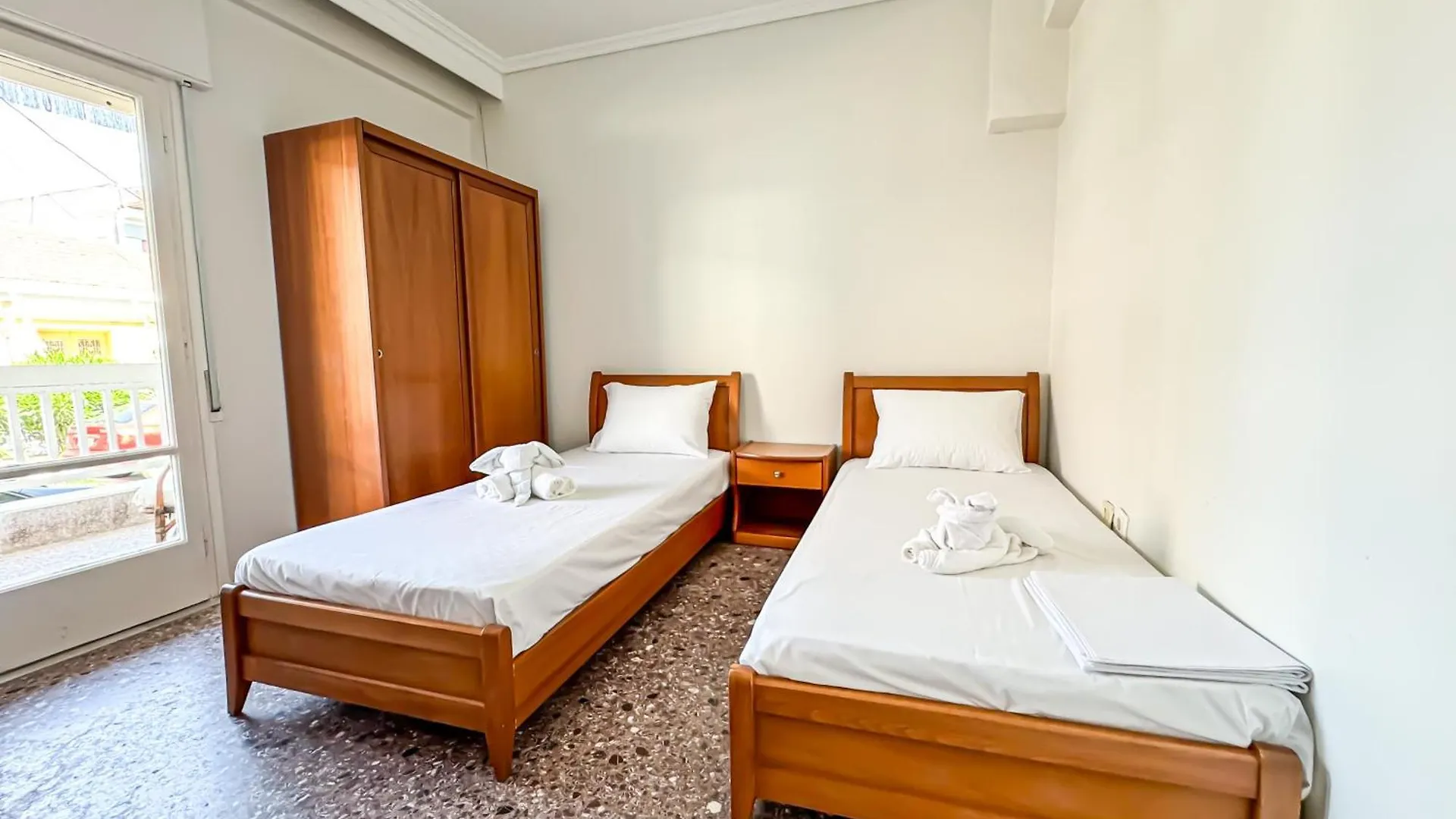 Anna'S Family House Apartment Nea Plagia
